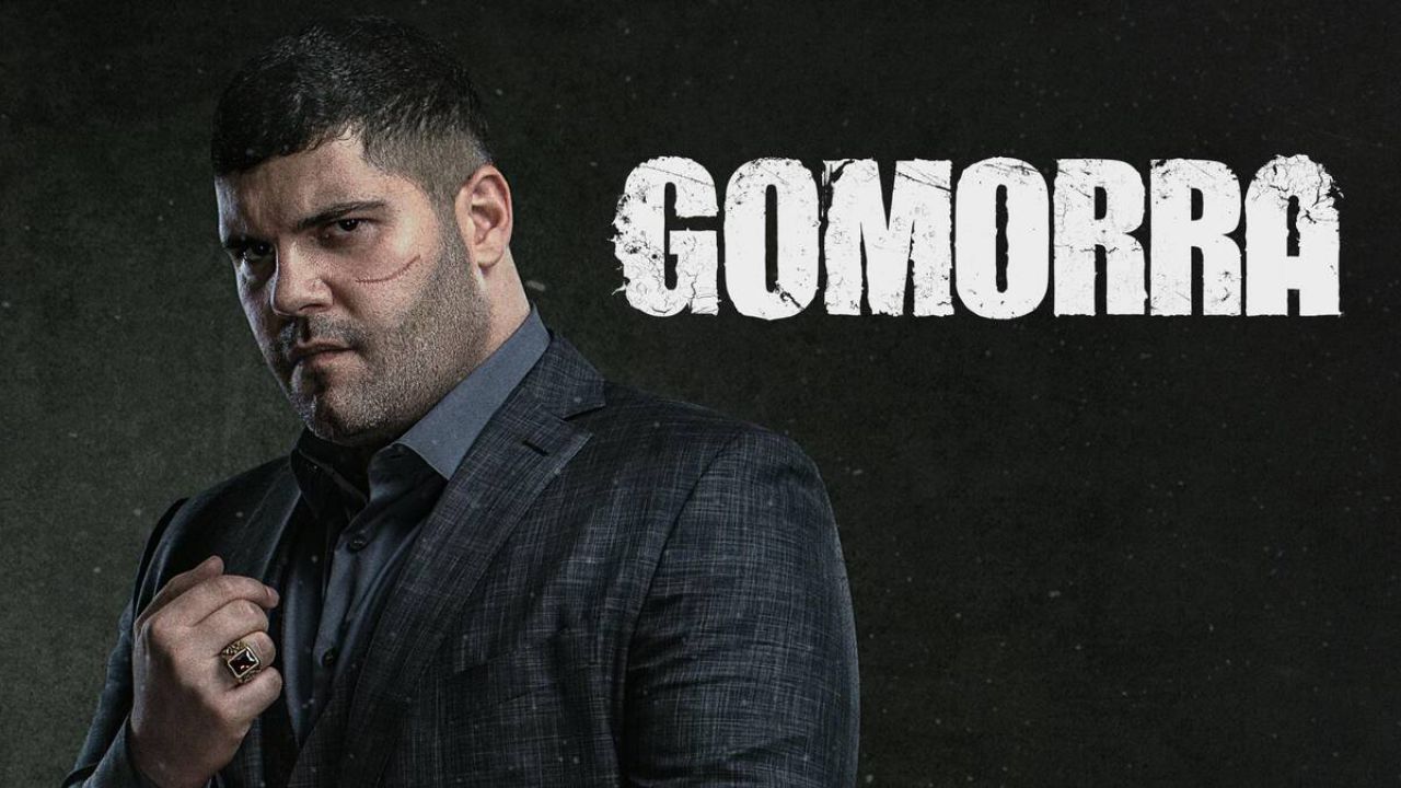 Gomorra: Salvatore Esposito dice addio a Genny sui social thumbnail