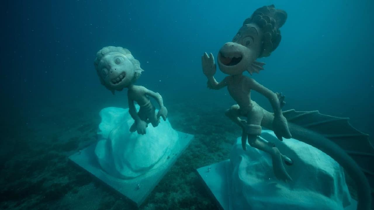 A Monterosso arrivano le statue subacquee ispirate a Luca e Alberto thumbnail