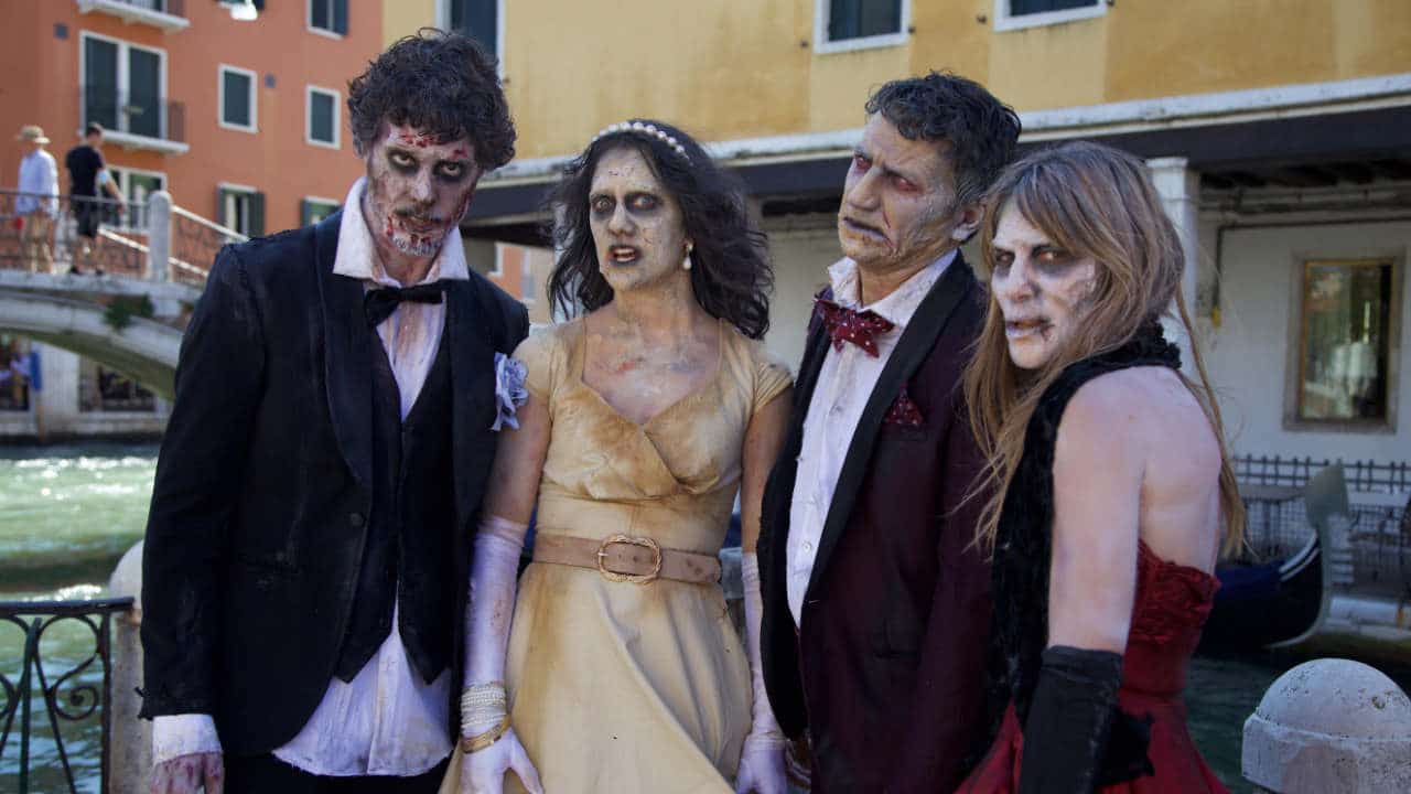 Gli Zombie di The Walking Dead sbarcano a Venezia thumbnail