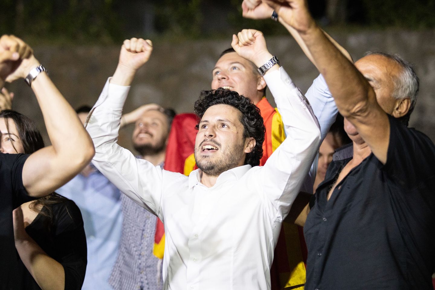 Chi è Dritan Abazi, il nuovo premier albanese millennial del Montenegro thumbnail