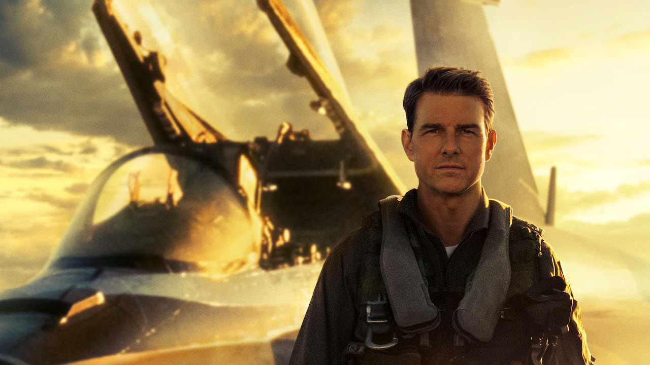 Top Gun: Maverick, Tom Cruise arriva alla premiére in elicottero thumbnail