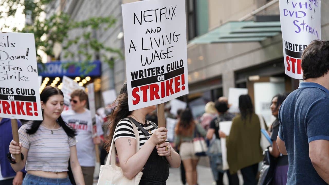 Netflix è la piattaforma più colpita dallo sciopero thumbnail