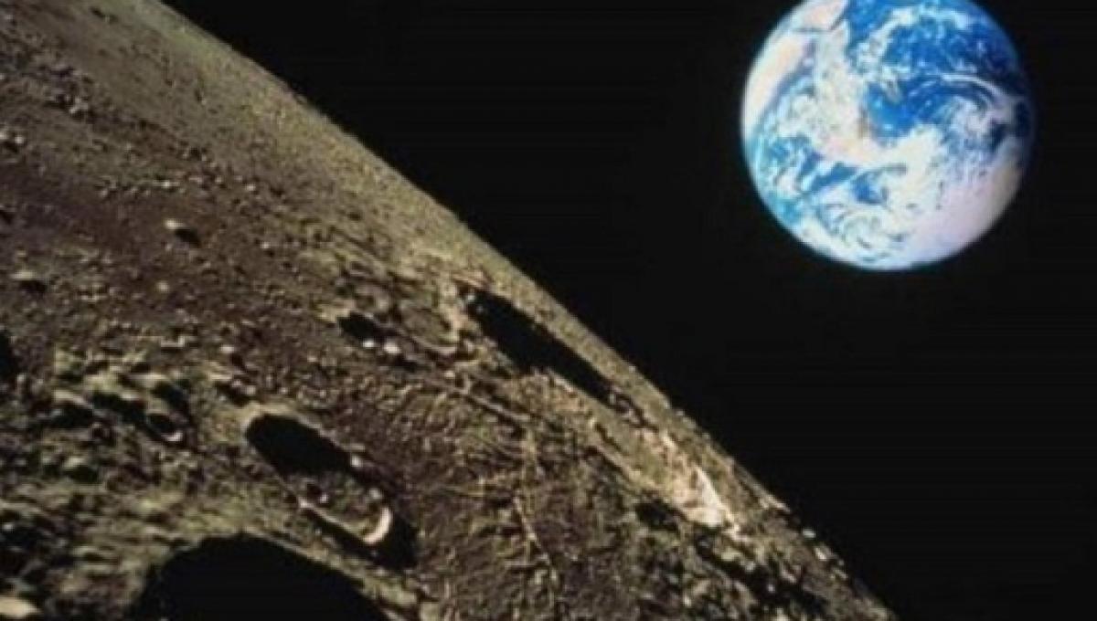 Luna: scoperta una massa metallica sul lato oscuro thumbnail