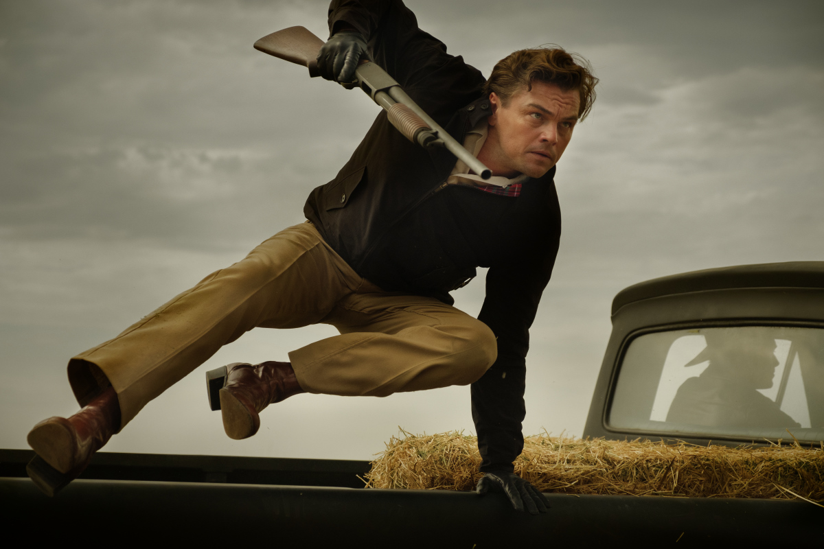 Leonardo DiCaprio ha convinto Tarantino a cambiare una scena nell'ultimo film thumbnail