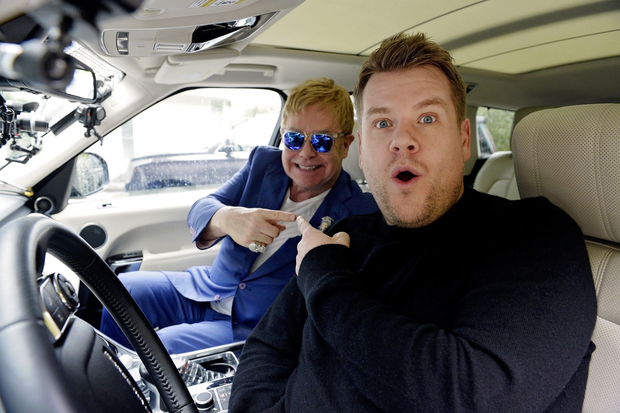 Come? James Corden non guida davvero nel Carpool Karaoke? thumbnail