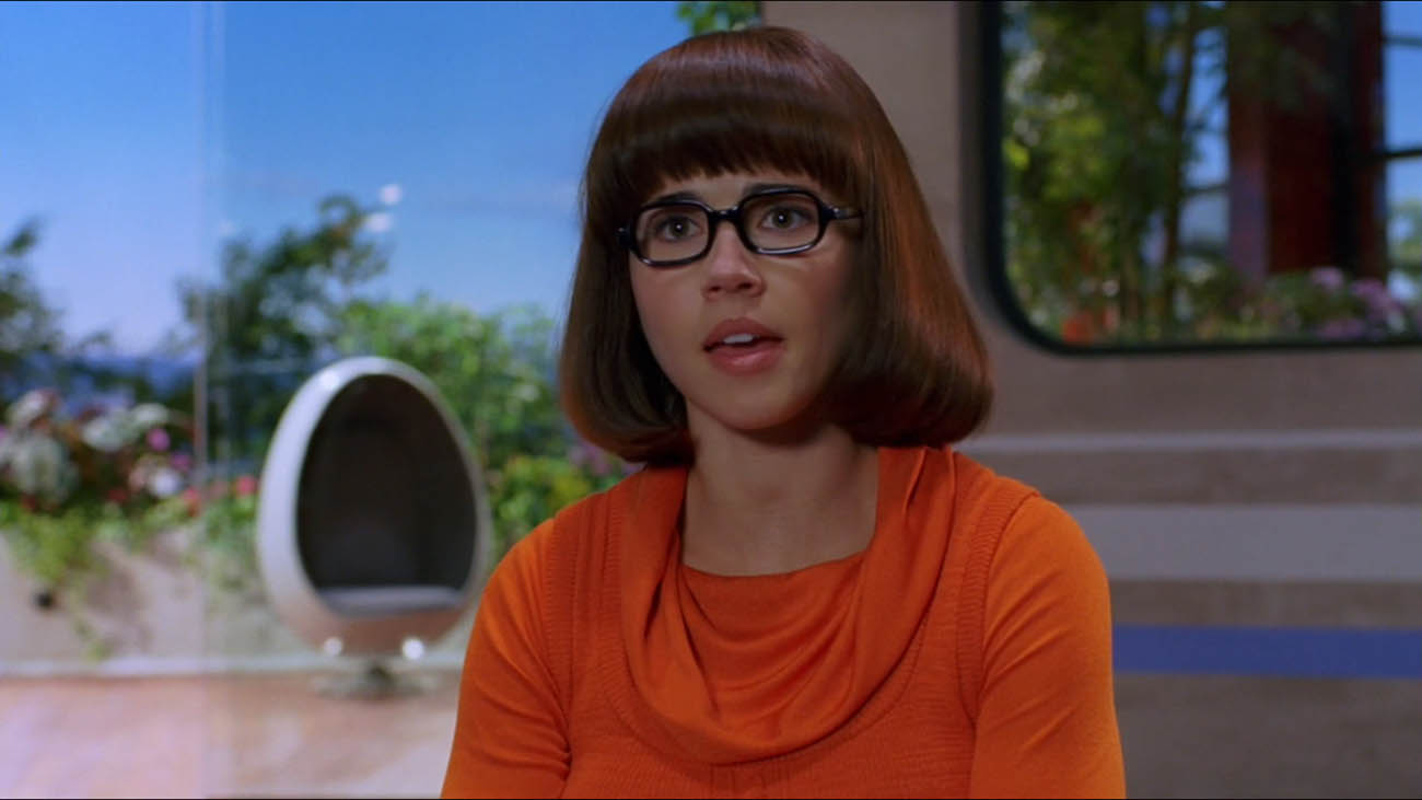 James Gunn conferma che Velma era lesbica nello script originale di Scooby-Doo thumbnail