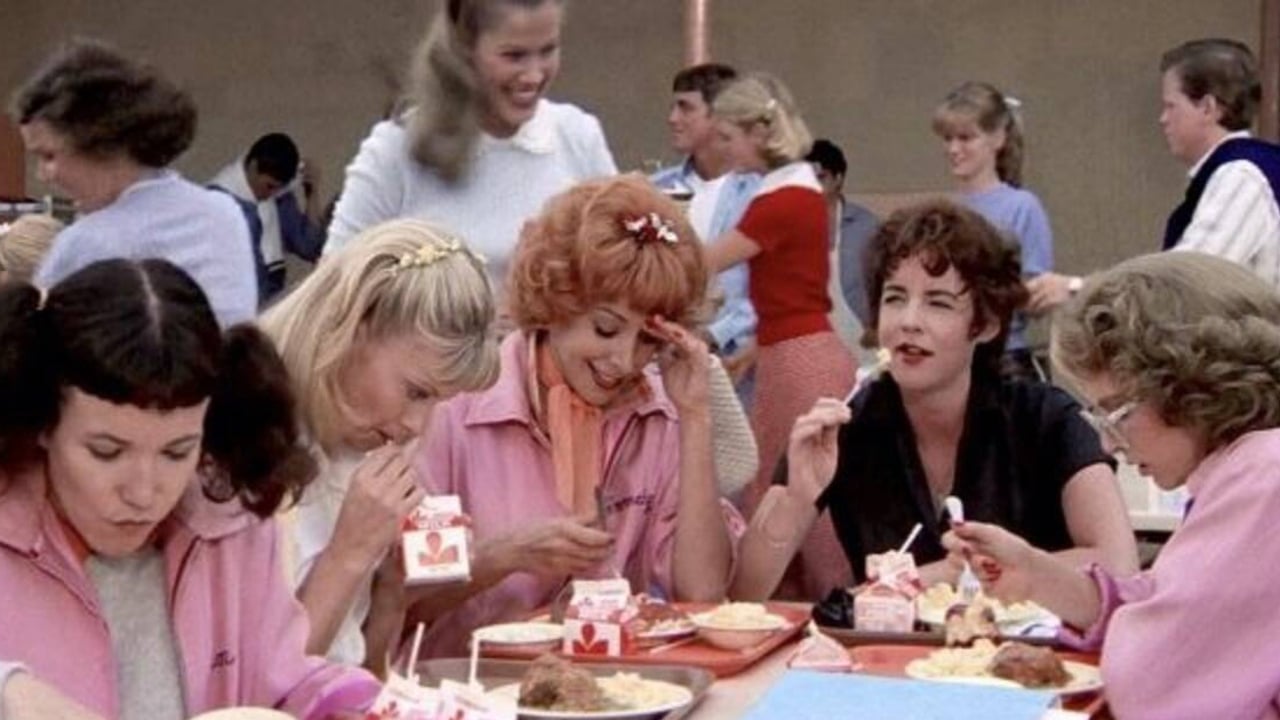 Grease, in arrivo una serie prequel per Paramount+ sulle Pink Ladies thumbnail
