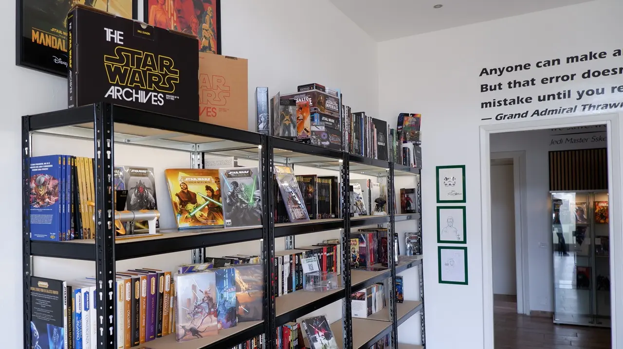 Una libreria tutta dedicata a Star Wars apre a Milano thumbnail