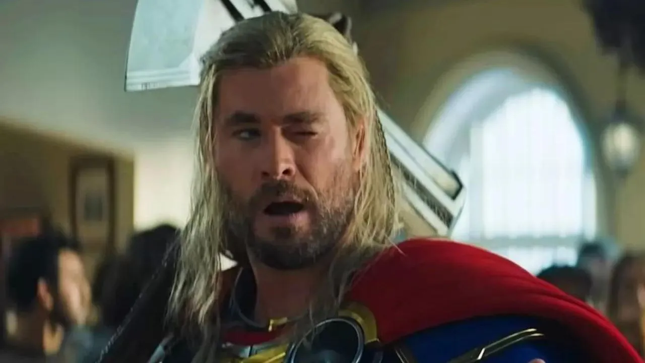 Chris Hemsworth non è un fan di Thor: Love and Thunder thumbnail